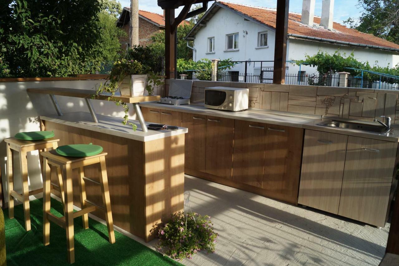 Guest House Di Mare Obzor Esterno foto