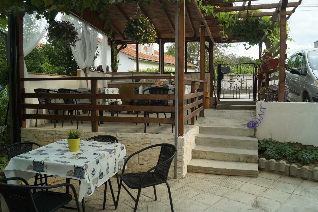 Guest House Di Mare Obzor Esterno foto